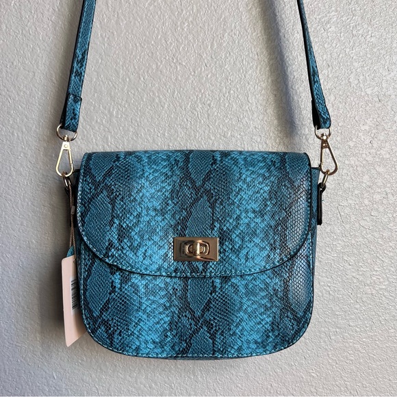 Mellow World Bags Nwt Mellow World Cassidy Turquoise Snakeskin